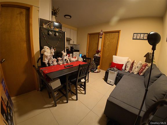 5th image of 10418 Jamaica Avenue