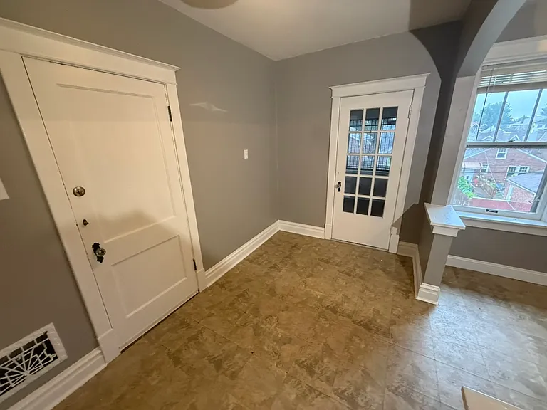 5058 Oleatha Ave #5058A — Photo 32