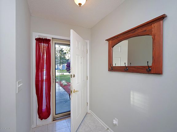 4th image of 3556 Jamestown Ln