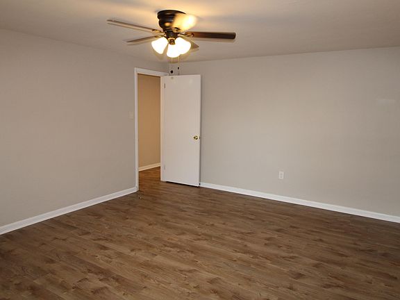 5th image of 17 S Euclid Ave APT 1
