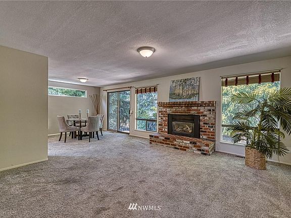 4th image of 3671 SE Greenbriar Pl