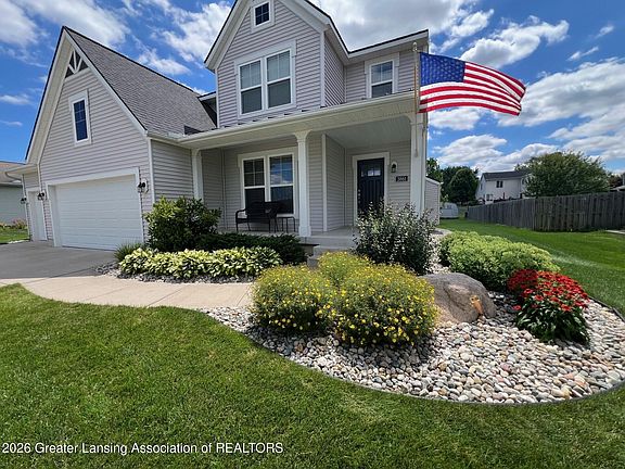 3rd image of 3861 Carnaby Dr