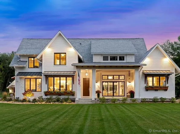 190 Day Street, Granby, CT 06035