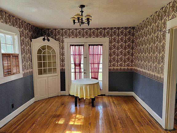 5th image of 520 Prospect Ave