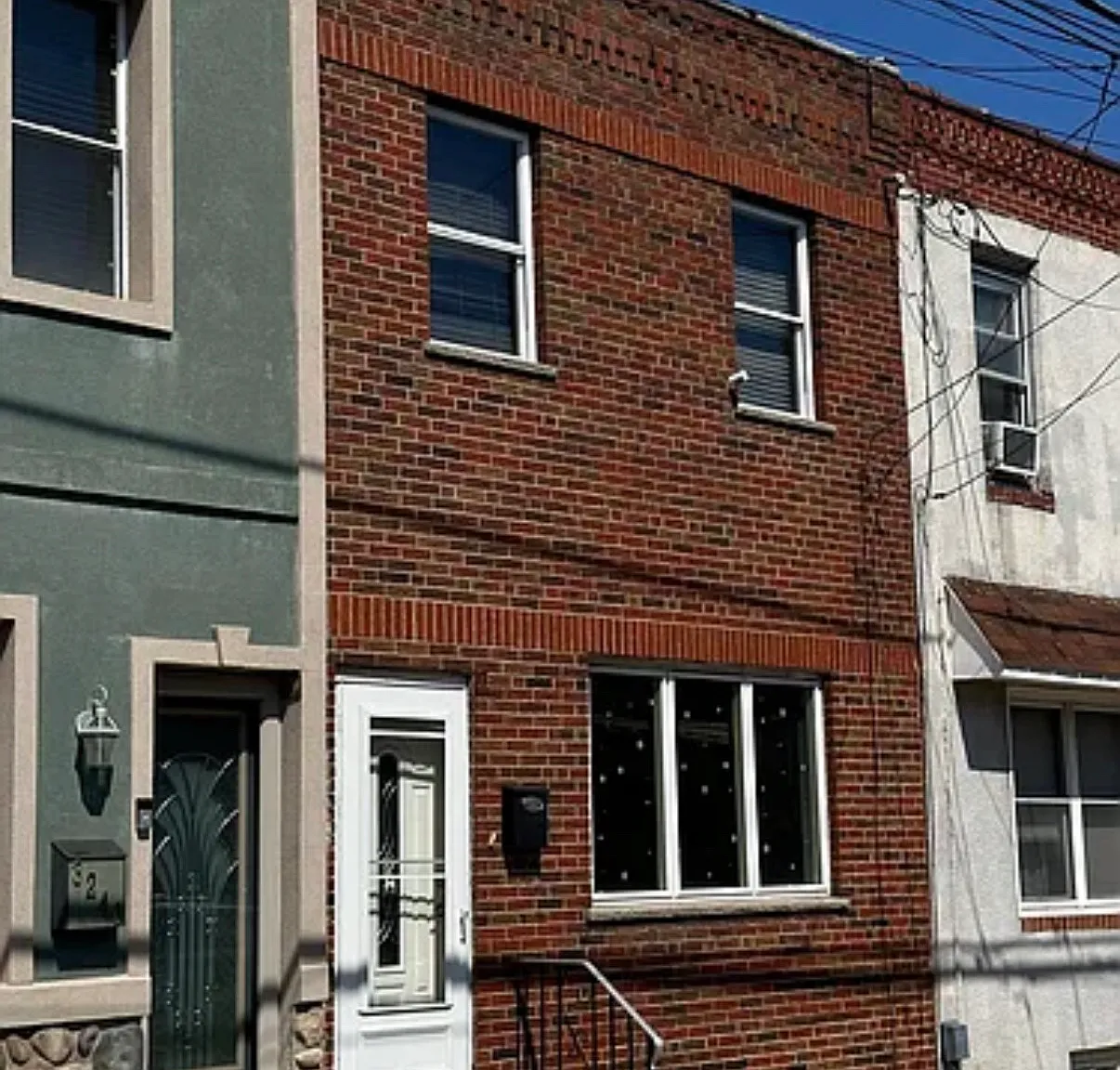 2 bed, 1182 sqft, $1,900 — Photo 1