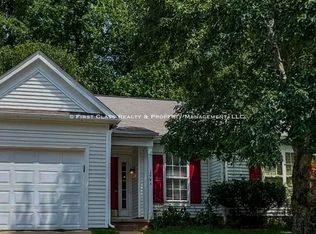 1444 Rumstone Ln, Charlotte, NC 28262