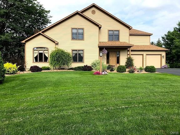 2nd image of 8243 Barksdale Ln