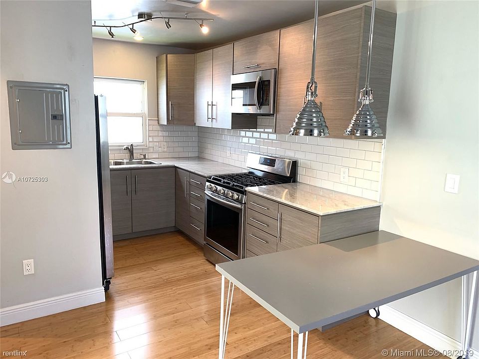 1st image of 131 Zamora Ave #16