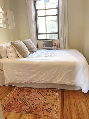 Rented by Aimee Grodanz, LREB | media 7