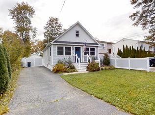 144 Woodrow Pkwy, Babylon, NY 11704