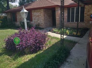17505 Wild Oak Dr, Houston, TX 77090