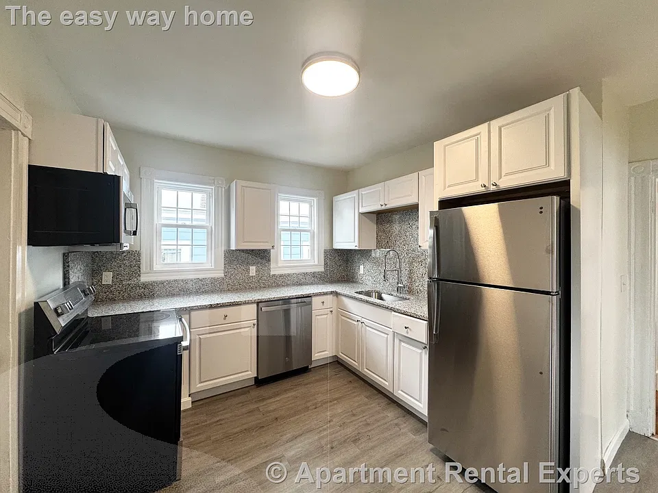 78 Conwell Ave #3