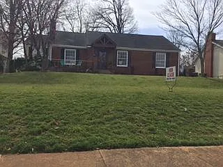 453 Longview Ter