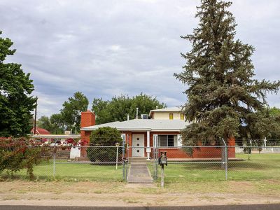 2701 Chapulin Rd SW, Albuquerque, NM, 87105