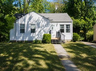 1014 NE 43rd Ter, Kansas City, MO 64116