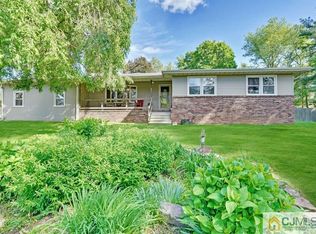 316 Forsgate Dr, Monroe Township, NJ 08831