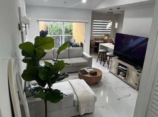 20950 SW 87th Ave APT 305, Cutler Bay, FL 33189