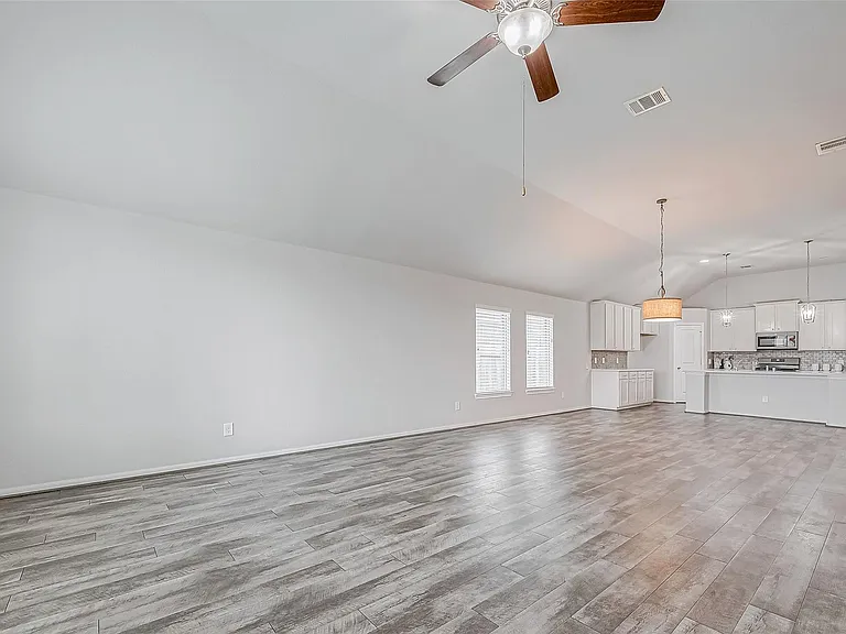 31118 Gulf Cypress Ln — Photo 7