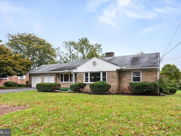 908 Vine St, Middletown, PA 17057