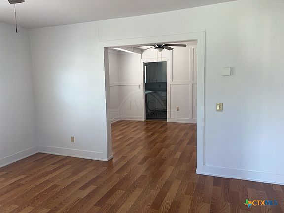 3rd image of 1306 Alexander St