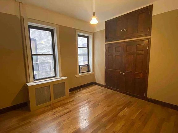 3rd image of 495 Park Pl #3A