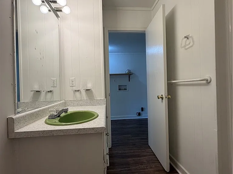2835 Cherokee Rd — Photo 24
