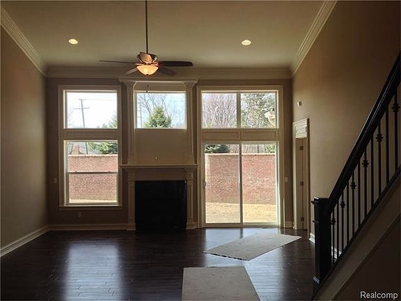 4th image of 4325 Bennett Park Cir #1