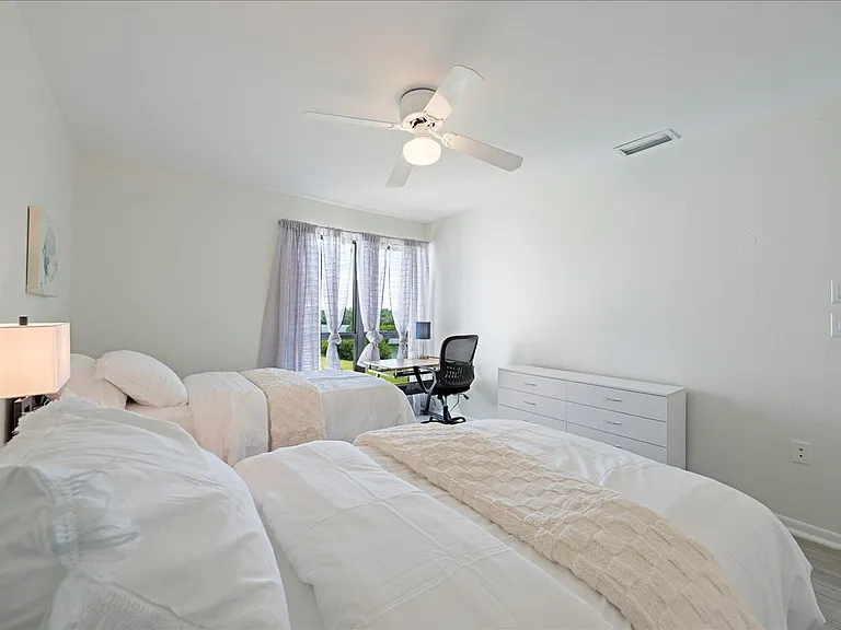 1 Windrush Blvd #98 — Photo 6