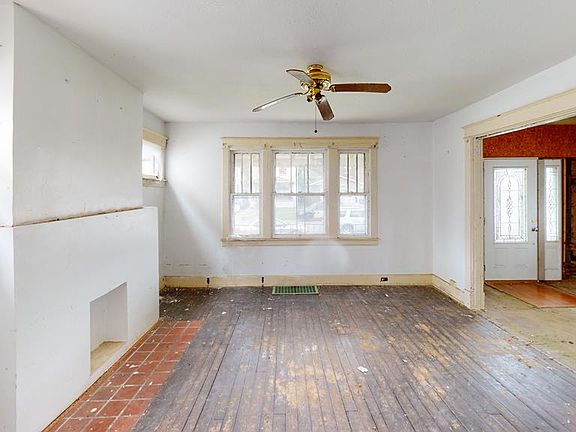 3rd image of 1666 Jackson St