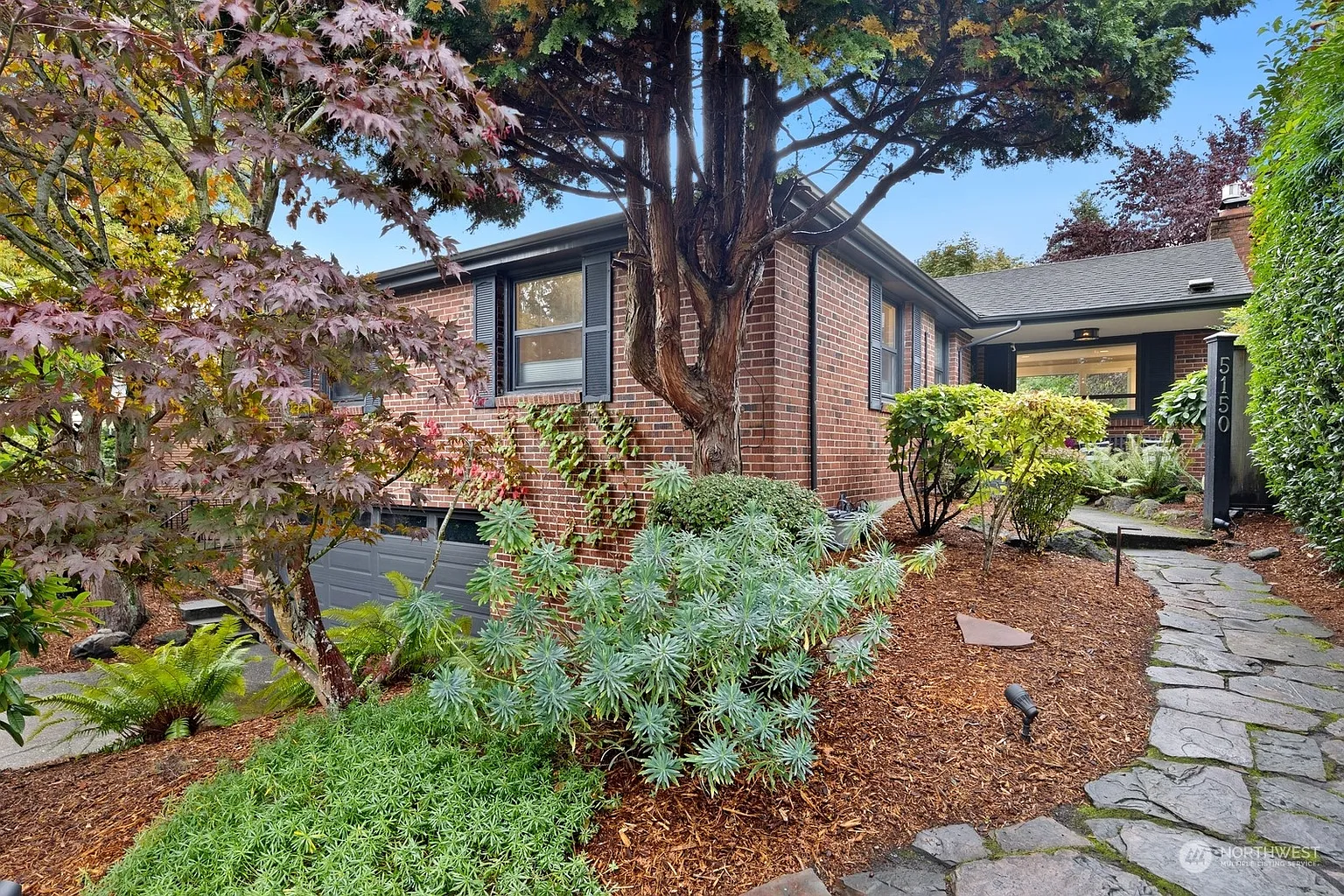 5150 48th Avenue NE photo 1