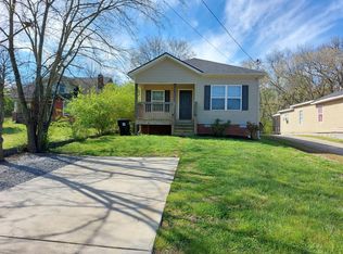 410 E 9th St, Columbia, TN 38401