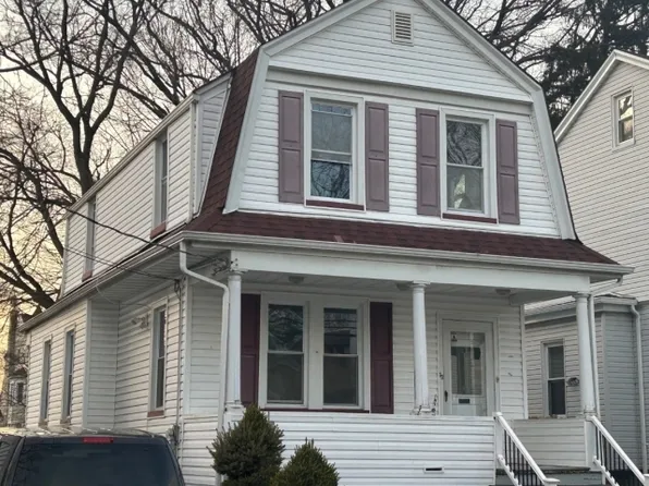 33 Cummings St, Irvington Twp., NJ 07111