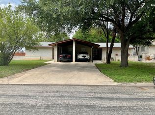 1035 Fabulous Dr, San Antonio, TX 78213