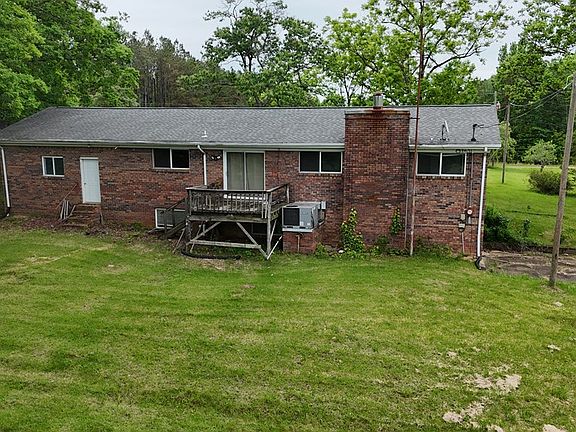 5th image of 178 Lester Plunk Rd