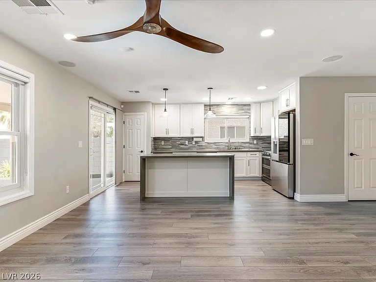 11145 Alora St — Photo 18