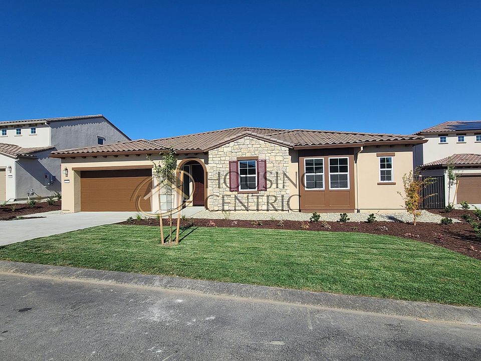 1st image of 1051 Trapani Ln