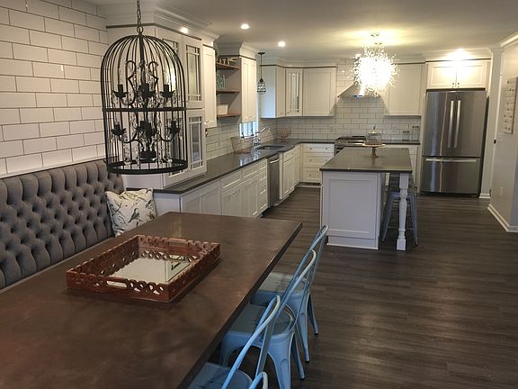 4th image of 523 Shadydale Dr #523