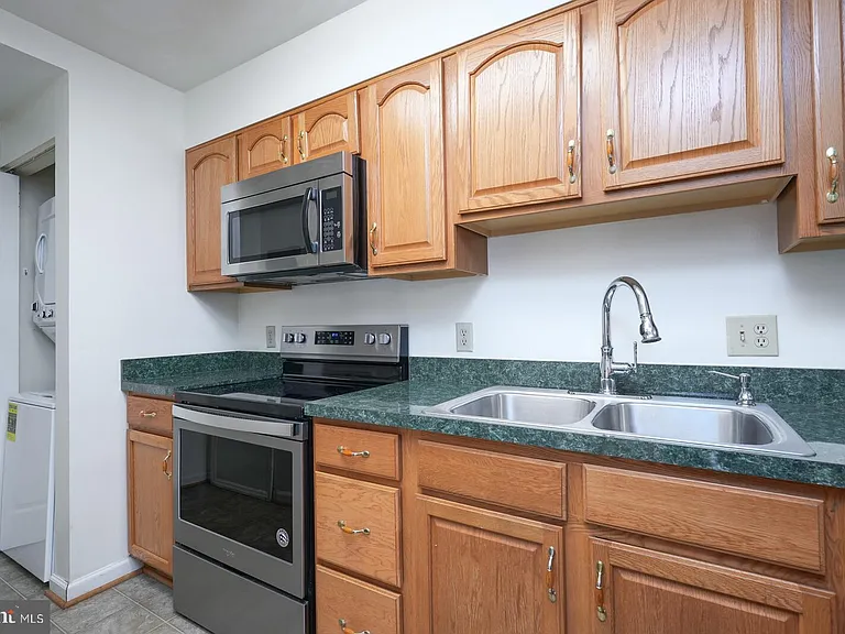 5800 Inman Park Cir #360 — Photo 14