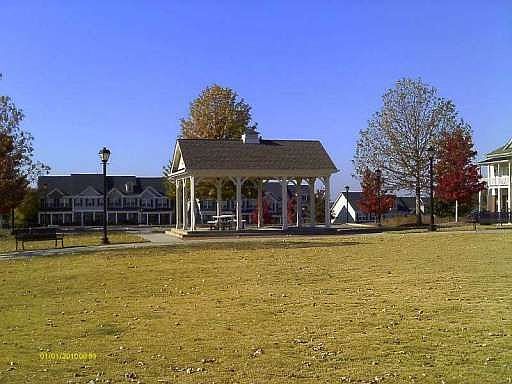 2nd image of 337 Alcovy Way