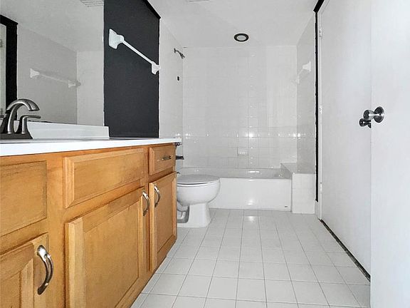 5th image of 200 E Dania Beach Blvd APT 208