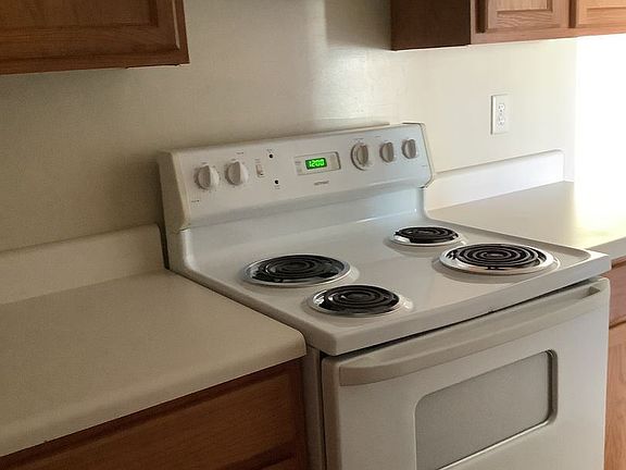 2nd image of 1606 Kent Dr N #1600-5