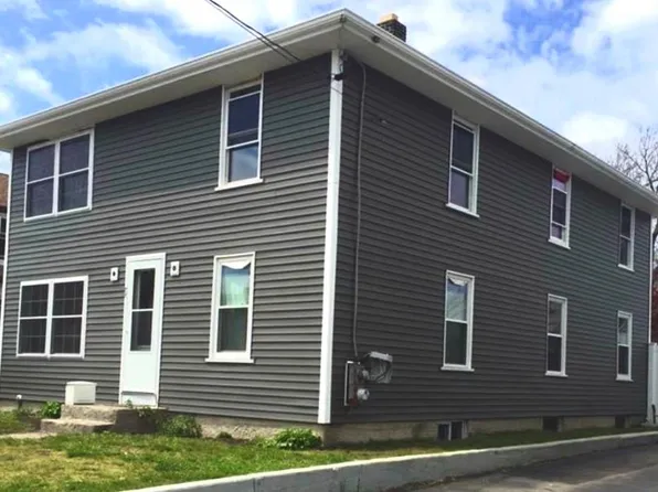 33 Everett St, Pawtucket, RI 02861