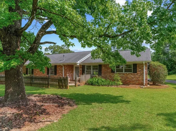 213 Knollwood Dr, Spartanburg, SC 29301