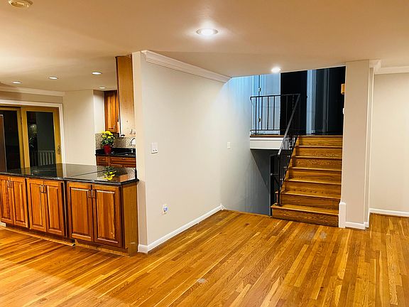 4th image of 6910 Bright Ave