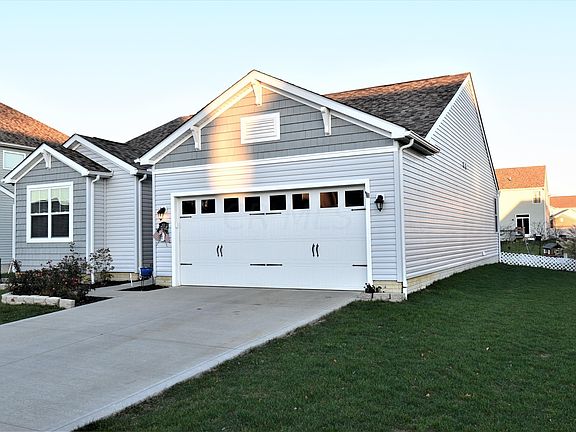 3rd image of 152 Ellington Blvd