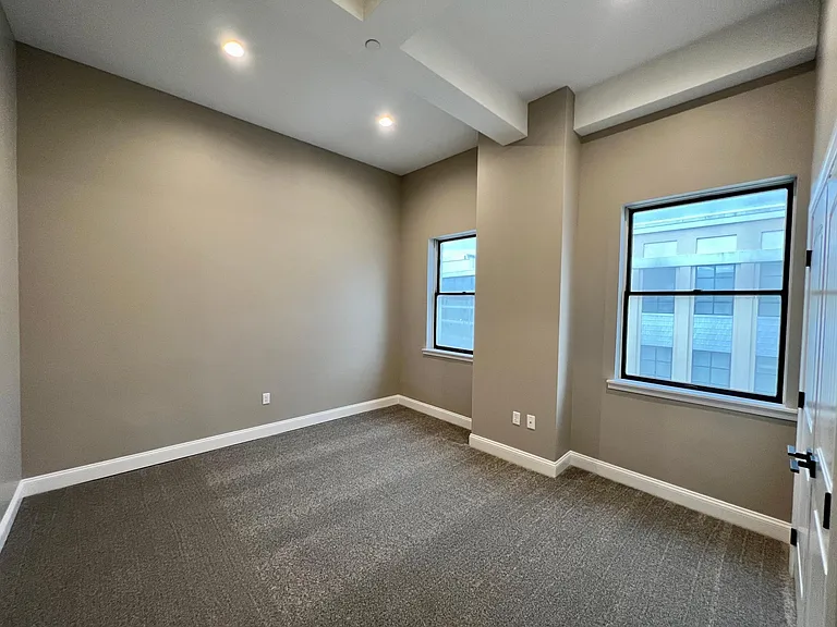 33 E Northampton St #301 — Photo 5