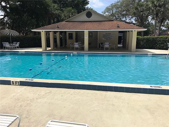 5th image of 107 Lakeside Cir