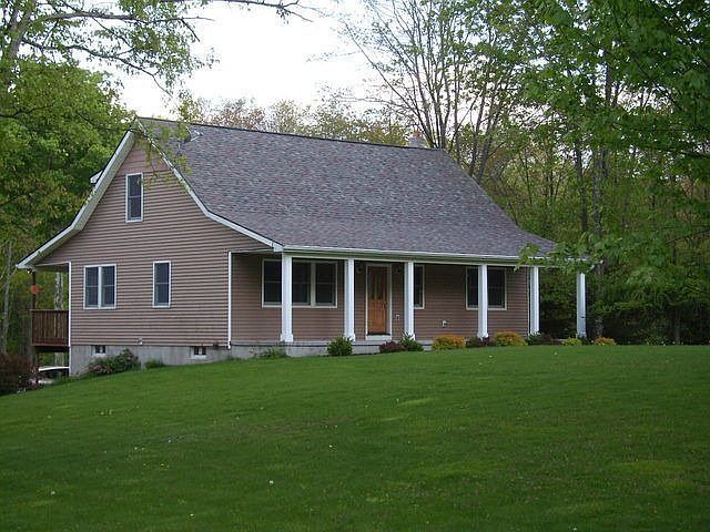 2nd image of 345 Burnt Meadow Rd