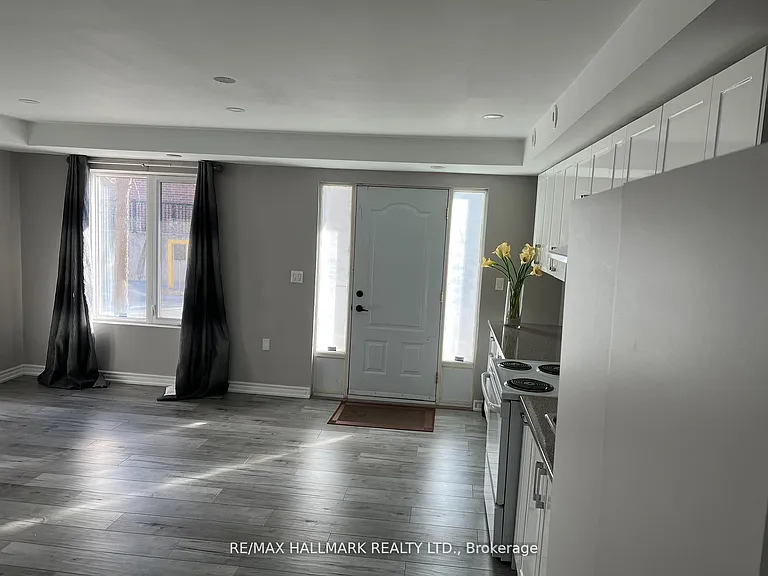 3029 Finch Ave W #14 — Photo 1