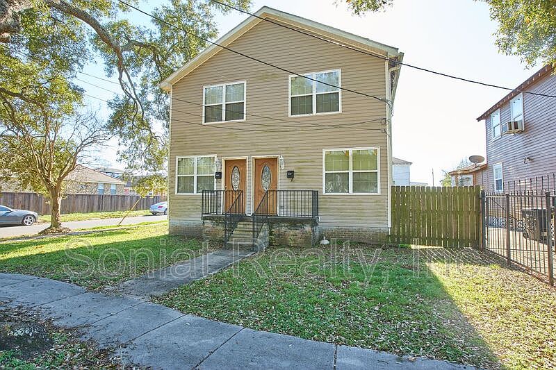 1st image of 1874 Mirabeau Ave